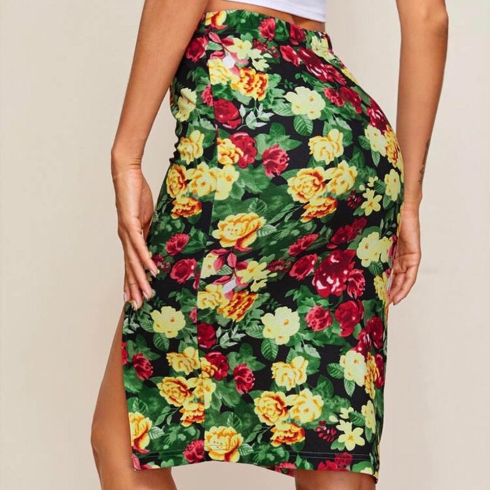 Skirt Split Thigh Floral Print Large Ladie… - Picture 2 of 3